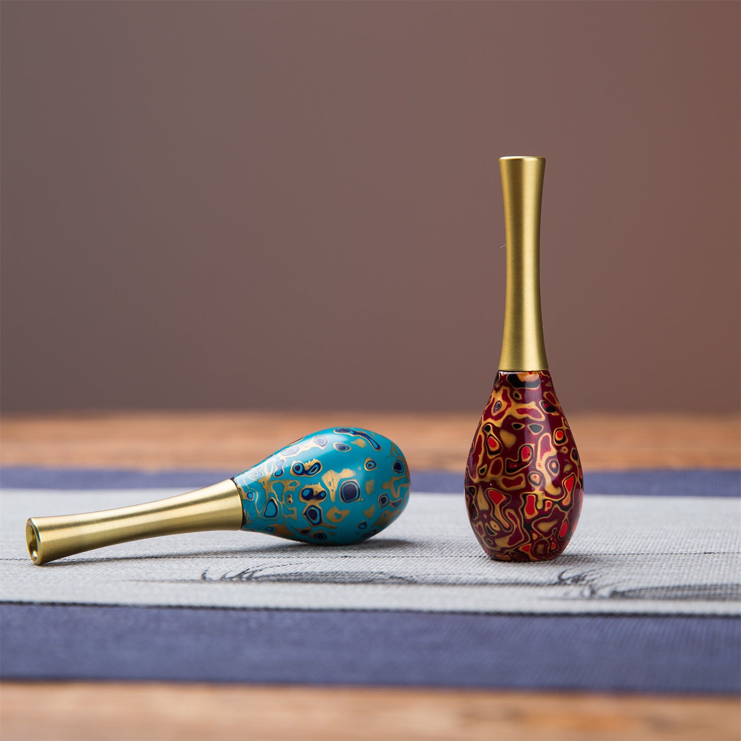 Chinese Lacquer Handicraft Flower Holder
