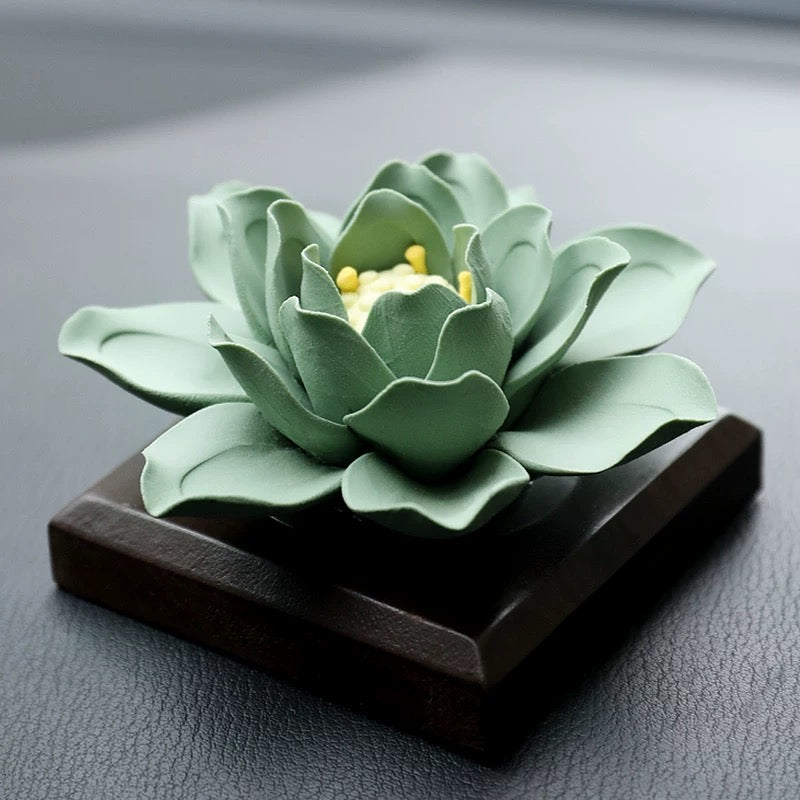 Ceramic handmade green lotus aromatherapy fragrance