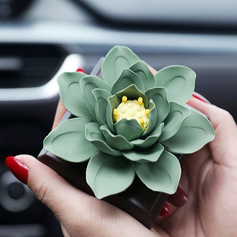 Ceramic handmade green lotus aromatherapy fragrance