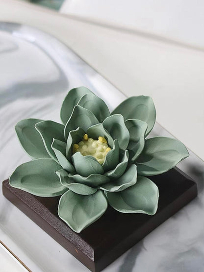 Ceramic handmade green lotus aromatherapy fragrance