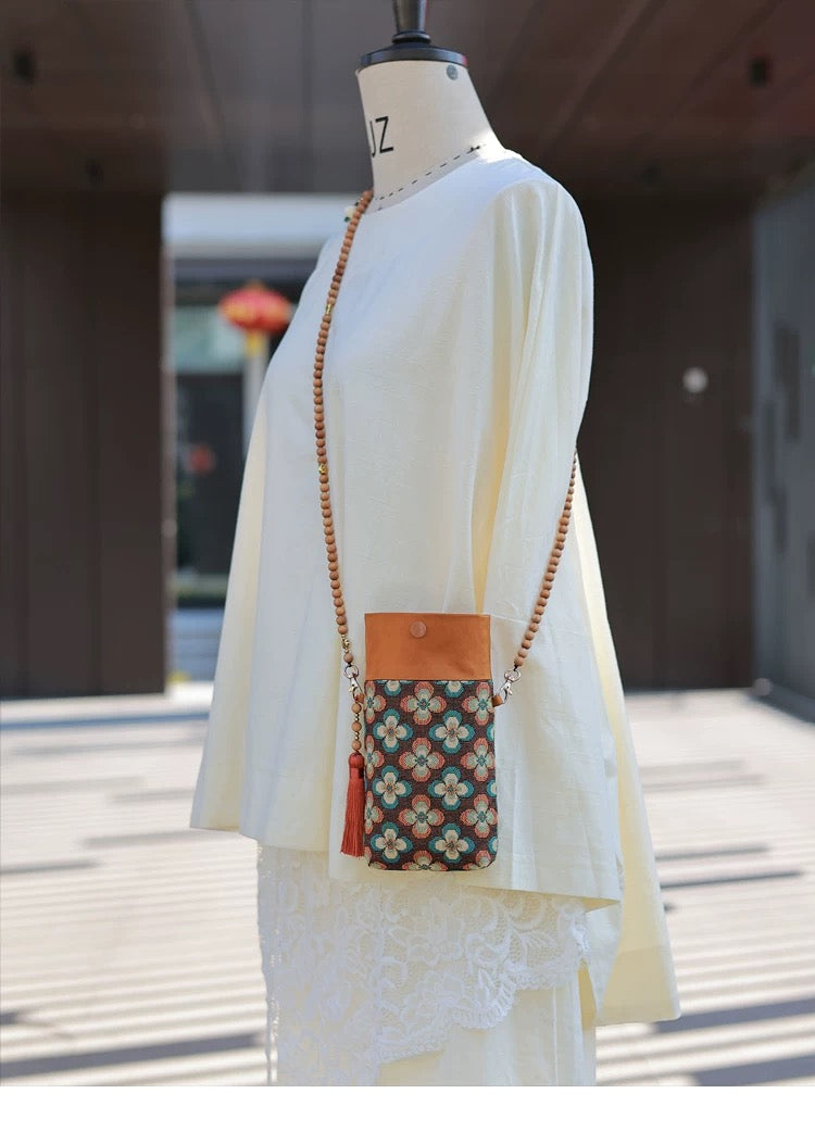 Dunhuang Floral Pattern Chinese-Style Phone Bag