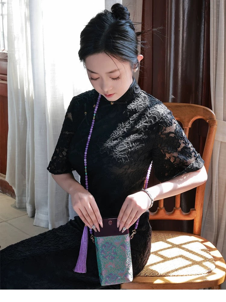 Purple Baoxiang Flower Mobile Phone Bag