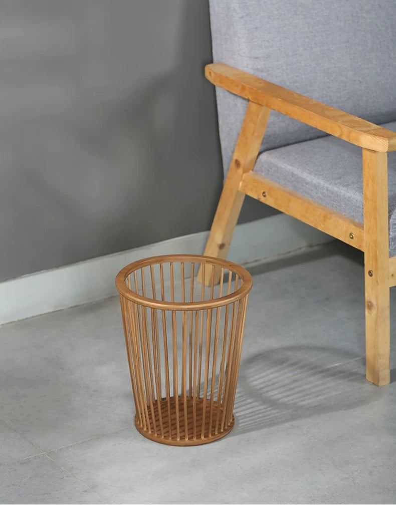 Chinese-Style Nan Bamboo Trash Can