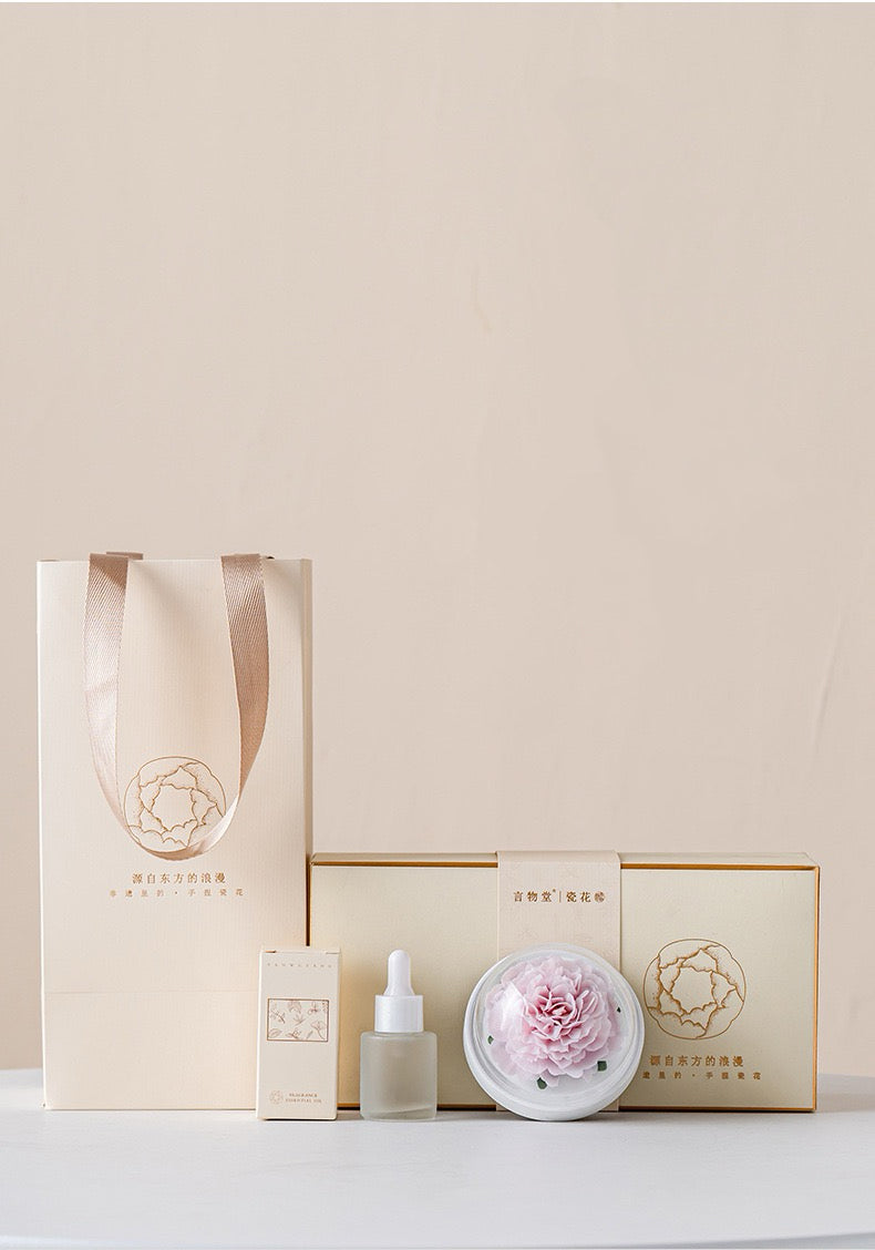 Hand-molded Ceramic Peony Aroma Diffuser