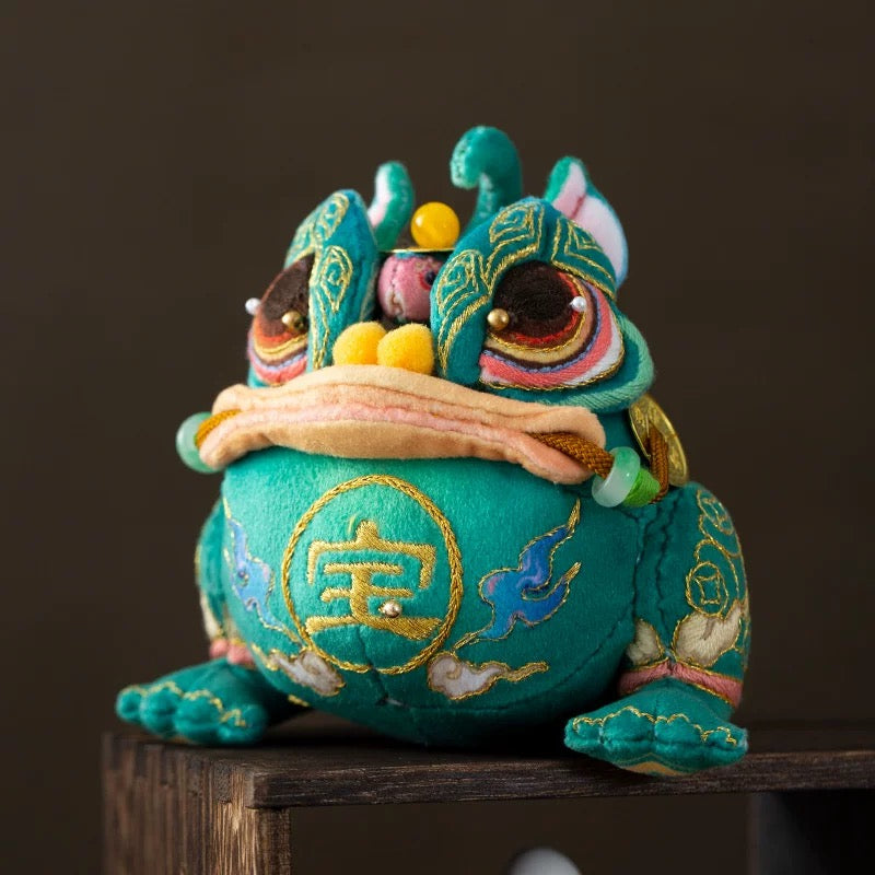 Chinese Intangible Cultural Heritage Fragrance Sachet Embroidery – Golden Toad Auspicious Ornament Material Kit