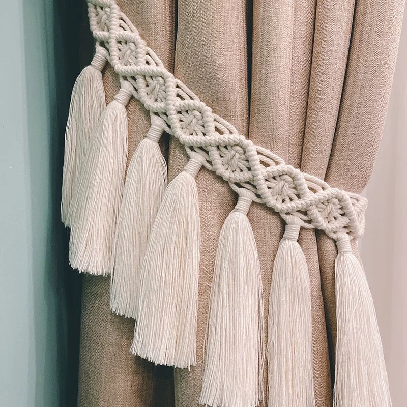Hand-woven tassel drawstring