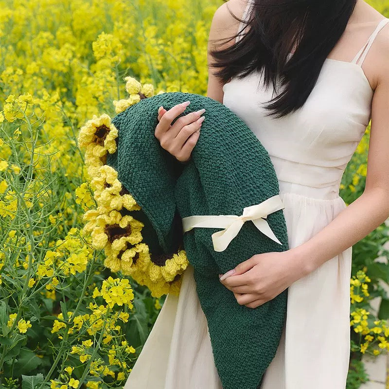 Handmade Crocheted Bouquet Blanket Finished Product – Sunflower