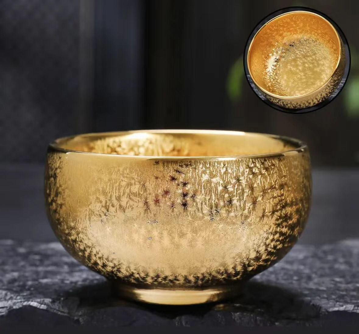 Gilded master cup + gilt-silver tea cup with diamond pattern in a paired set presented in a gift box