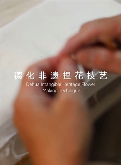 Chinese ICH Handmade Ceramic Handmade Peony Flower Aroma Diffuser Car Aromatherapy Living Room Office Ornament